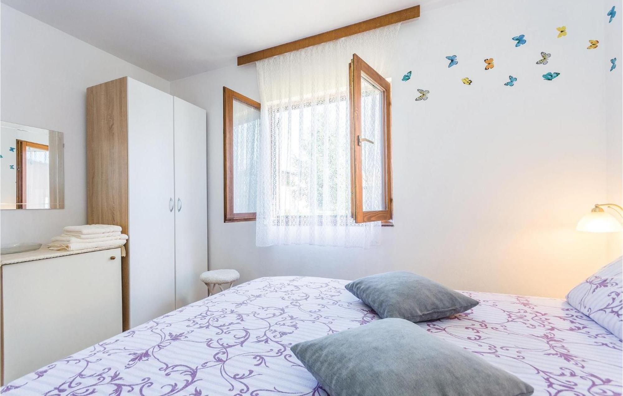 Amazing Apartment In Pavicini With Kitchen 외부 사진
